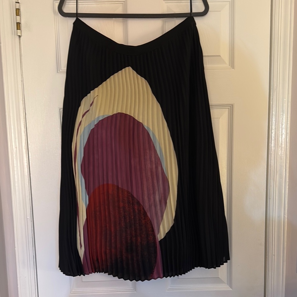 Joan Vass Black A-Line Pleated over Knee-Length Skirt for Casual Occasions